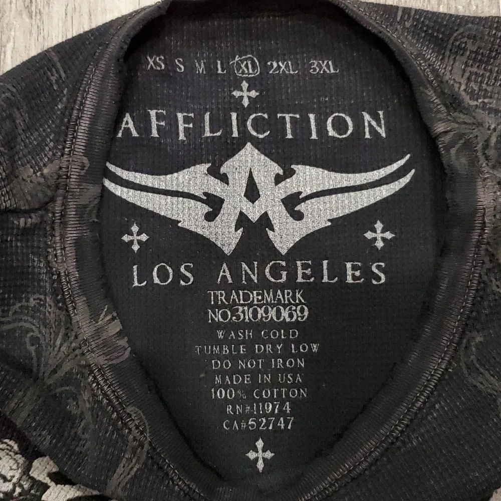 Affliction XL long sleeve shirt - Picture 2 of 8